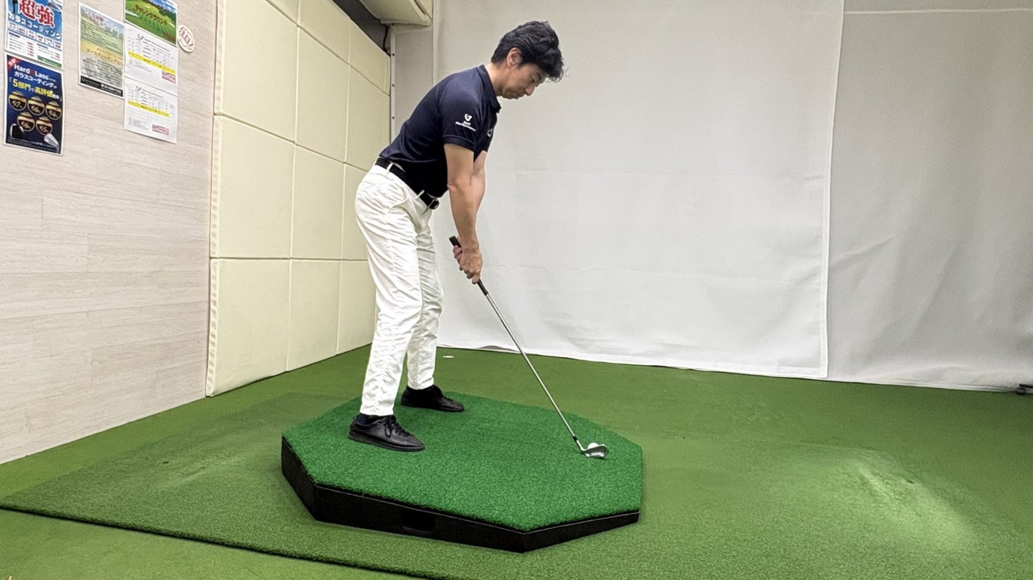 傾斜マットでの練習(傾斜を再現した打席)